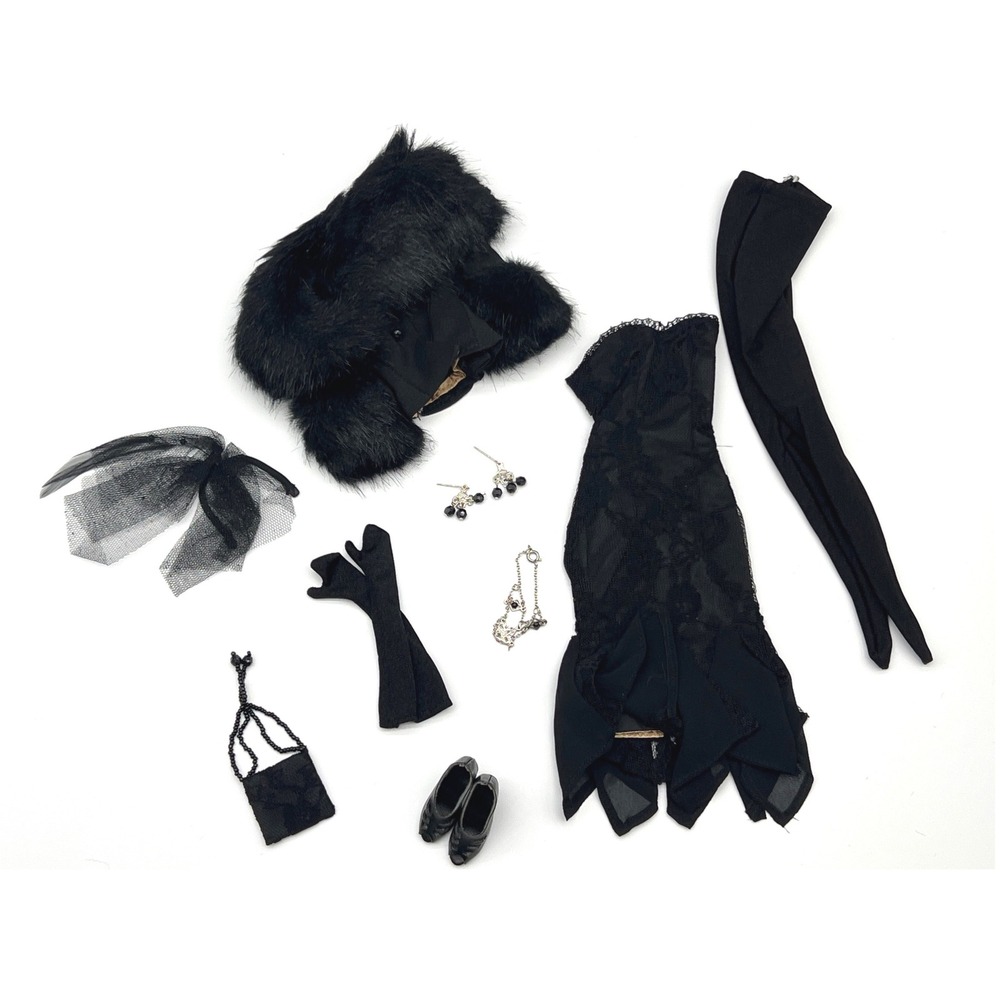 Tonner Devereaux Sisters Renee Outfit Only